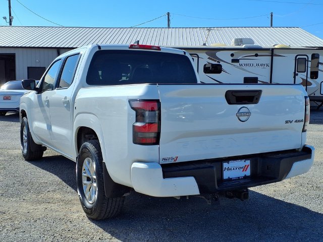 Used 2024 Nissan Frontier SV AWD/4WD image 3