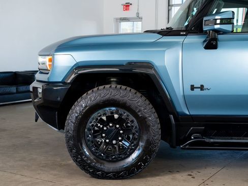 Used 2024 GMC Hummer EV 3X w/ Omega Edition image 9