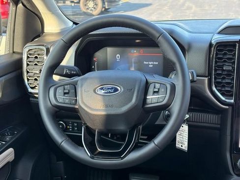New 2025 Ford Ranger XLT w/ Equipment Group 301A High image 7