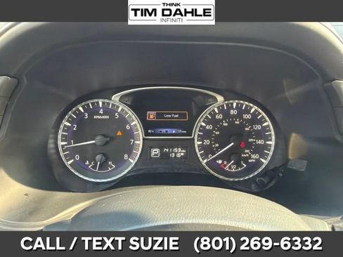 Used 2017 INFINITI QX60 Luxe w/ Premium Plus Package AWD/4WD image 3