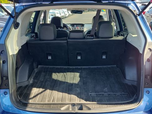 Used 2018 Subaru Forester 2.5i Touring image 12