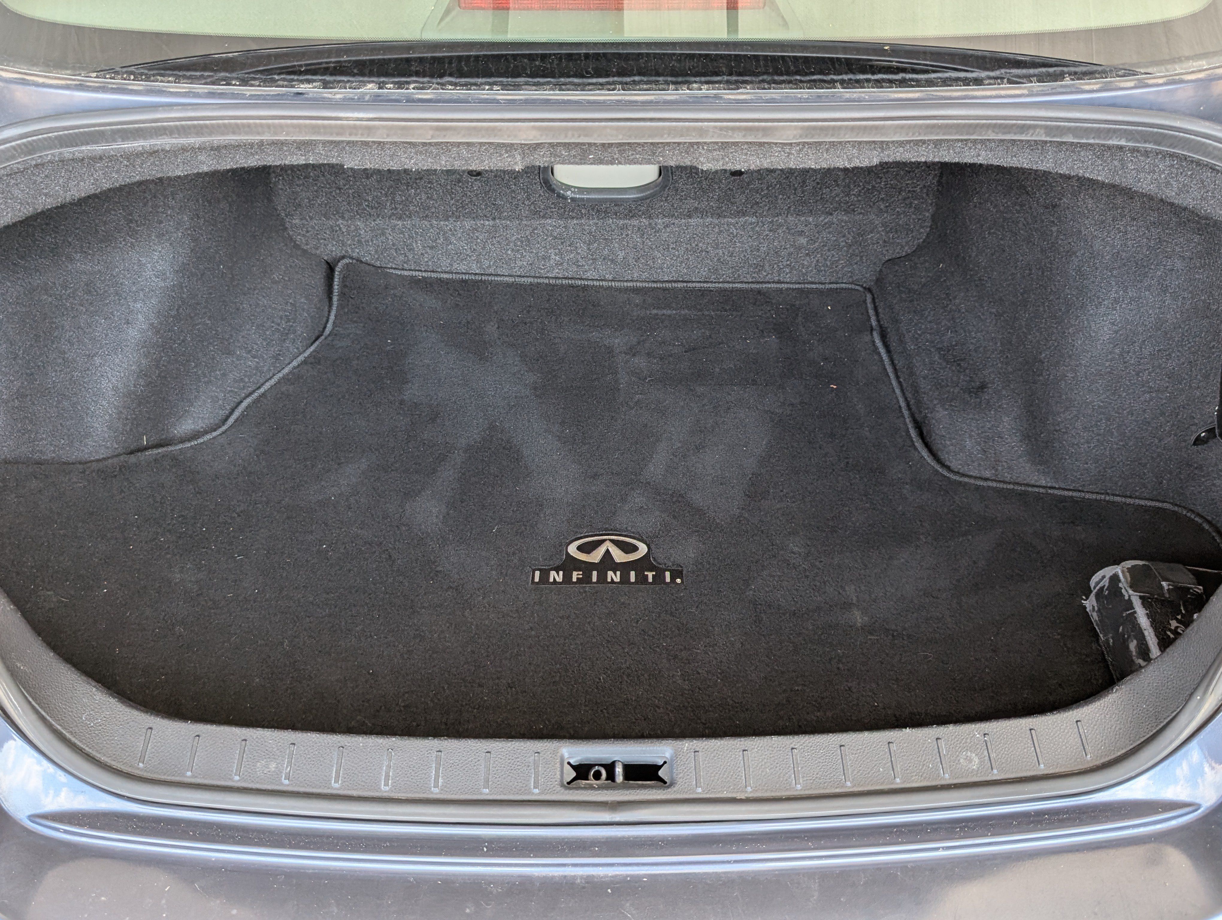 Used 2012 INFINITI G25 Journey RWD image 15