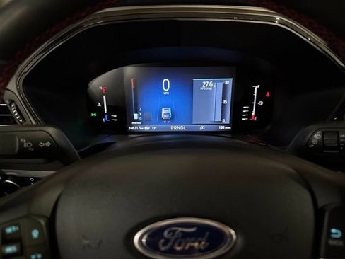 Used 2023 Ford Escape ST-Line w/ Tech Pack #1 AWD/4WD image 18