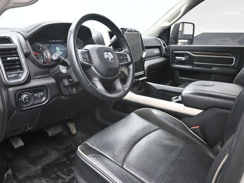 Used 2023 RAM 2500 Laramie AWD/4WD image 19