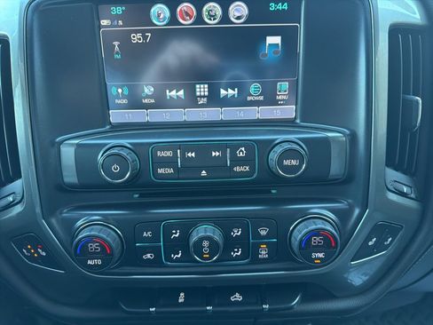 Certified 2018 Chevrolet Silverado 1500 LTZ w/ Sport Package image 22