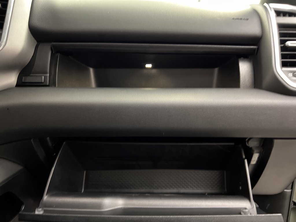 Used 2026 RAM 1500 Big Horn AWD/4WD image 33