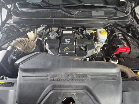 Used 2023 RAM 3500 Laramie AWD/4WD image 8