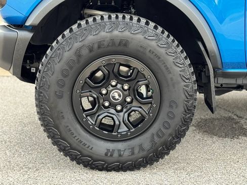 Used 2023 Ford Bronco Wildtrak AWD/4WD image 37