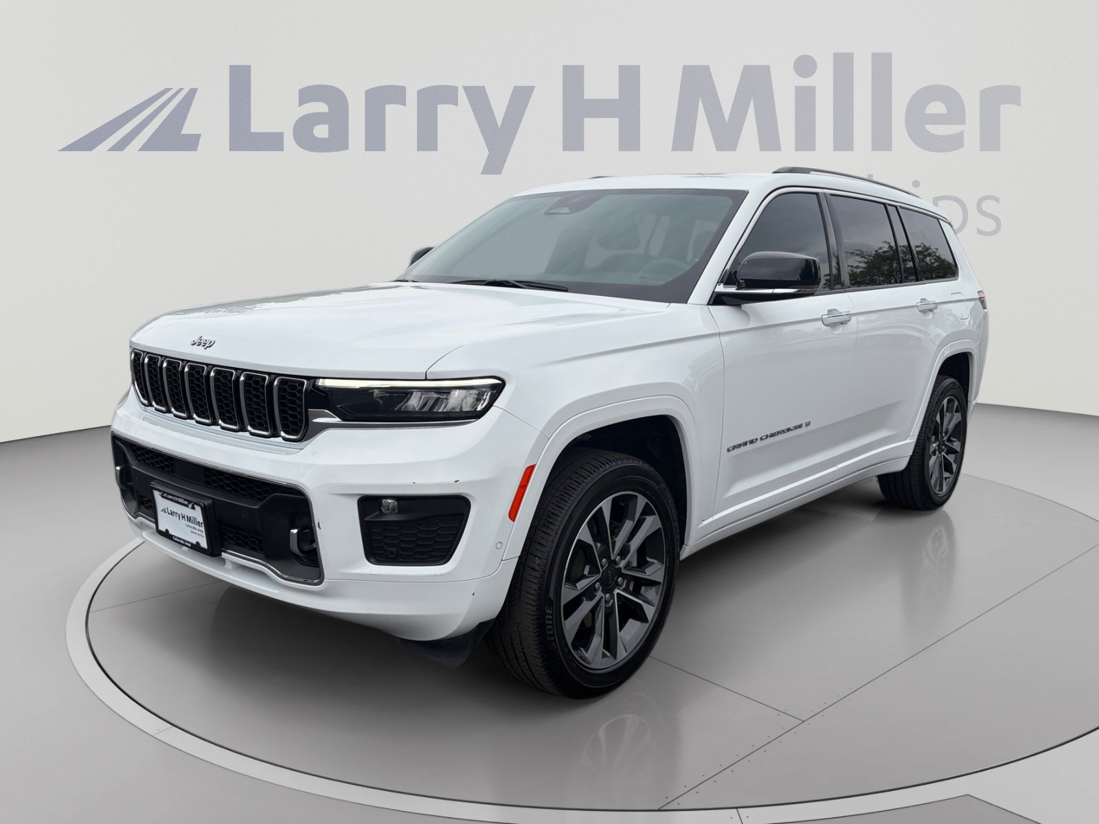 Used 2023 Jeep Grand Cherokee L Overland AWD/4WD image 1