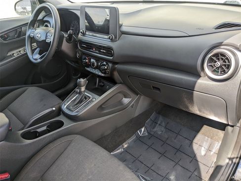 Used 2022 Hyundai Kona SEL image 28