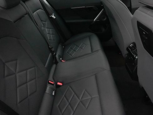 Used 2024 BMW i5 M60 w/ Executive Package image 37