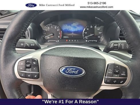 Used 2023 Ford Explorer XLT w/ Equipment Group 202A AWD/4WD image 11
