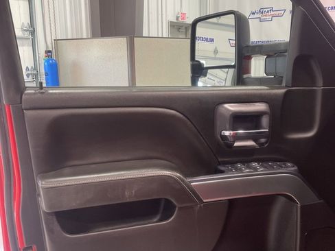 Used 2018 Chevrolet Silverado 3500 LT w/ LT Convenience Package image 15
