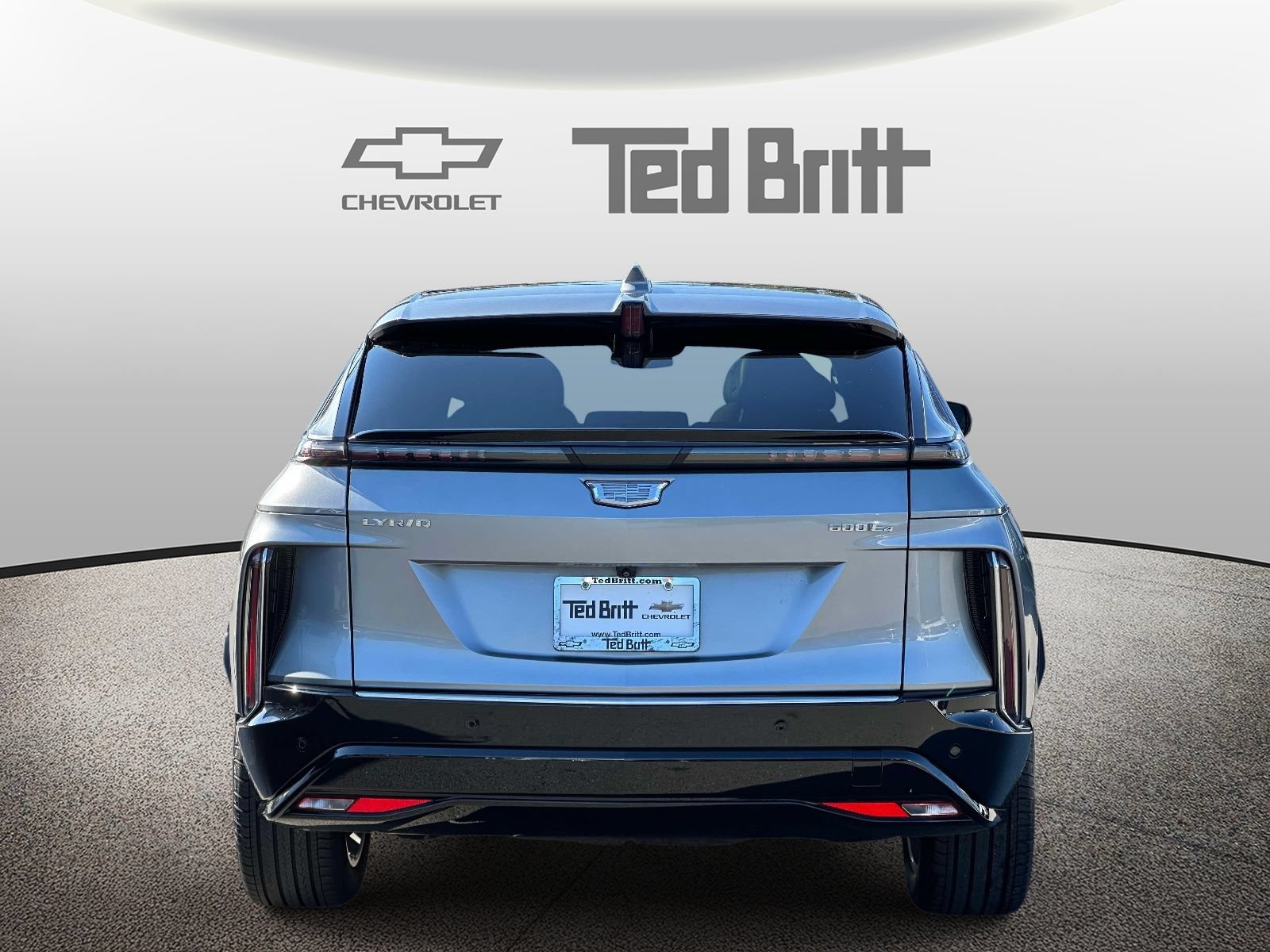 Used 2024 Cadillac Lyriq Luxury AWD/4WD image 5