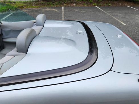 Used 2001 Mercedes-Benz CLK 430 Cabriolet image 31