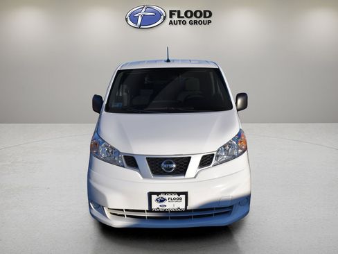 Used 2020 Nissan NV200 S w/ Back Door Glass Package image 2