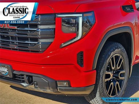 Used 2024 GMC Sierra 1500 Elevation image 10