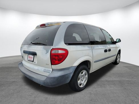 Used 2002 Dodge Caravan SE image 18