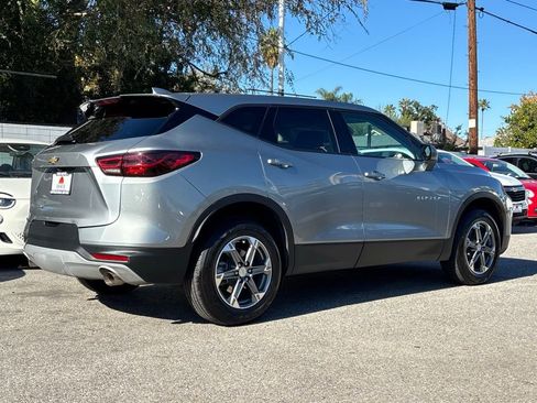 Used 2023 Chevrolet Blazer LT image 4