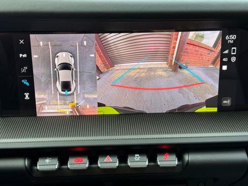 Used 2025 Porsche 911 Carrera 4 GTS w/ Premium Package image 30