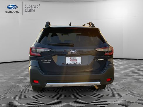 Certified 2025 Subaru Outback Limited image 10