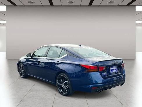 Used 2024 Nissan Altima 2.5 SR FWD image 6
