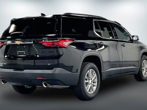 Used 2023 Chevrolet Traverse LT AWD/4WD image 7