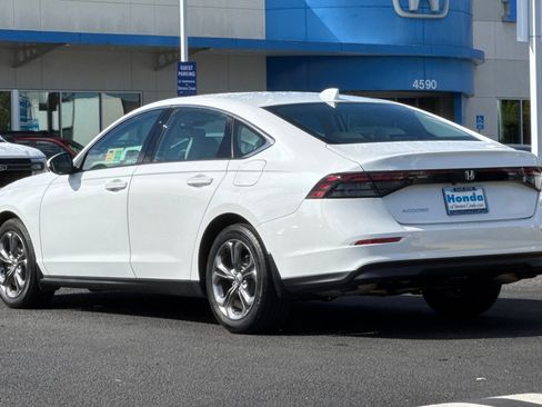 Used 2023 Honda Accord EX image 3