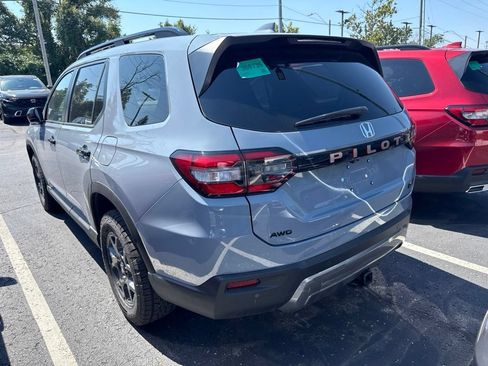 Certified 2026 Honda Pilot TrailSport image 4