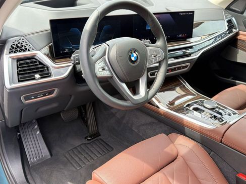 Used 2026 BMW X7 xDrive40i AWD/4WD image 4