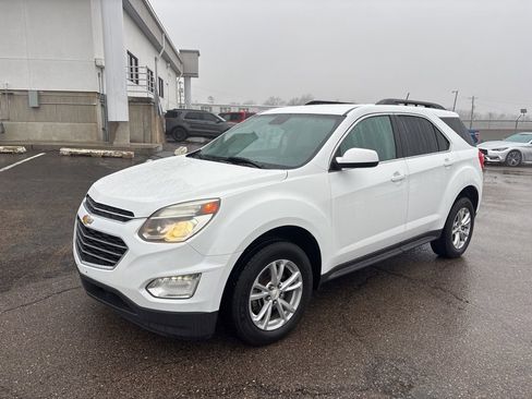 Used 2016 Chevrolet Equinox LT w/ Convenience Package image 3