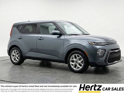 Used 2025 Kia Soul LX w/ LX Technology Package