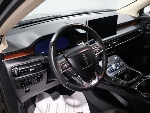 Used 2023 Lincoln Nautilus Reserve w/ Equipment Group 201A image 16