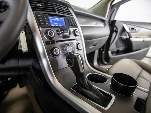 Used 2013 Ford Edge SEL image 33