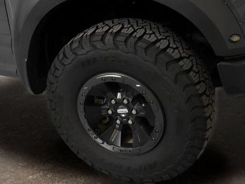 Used 2018 Ford F150 Raptor w/ Equipment Group 802A Luxury AWD/4WD image 7