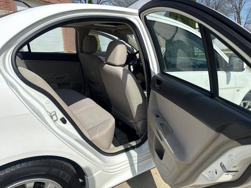 Used 2011 Mitsubishi Lancer ES image 13