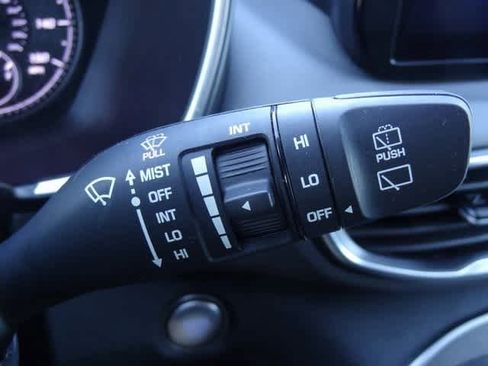 Used 2023 Hyundai Santa Fe SEL image 23