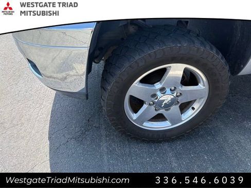 Used 2013 Chevrolet Silverado 2500 LTZ AWD/4WD image 4