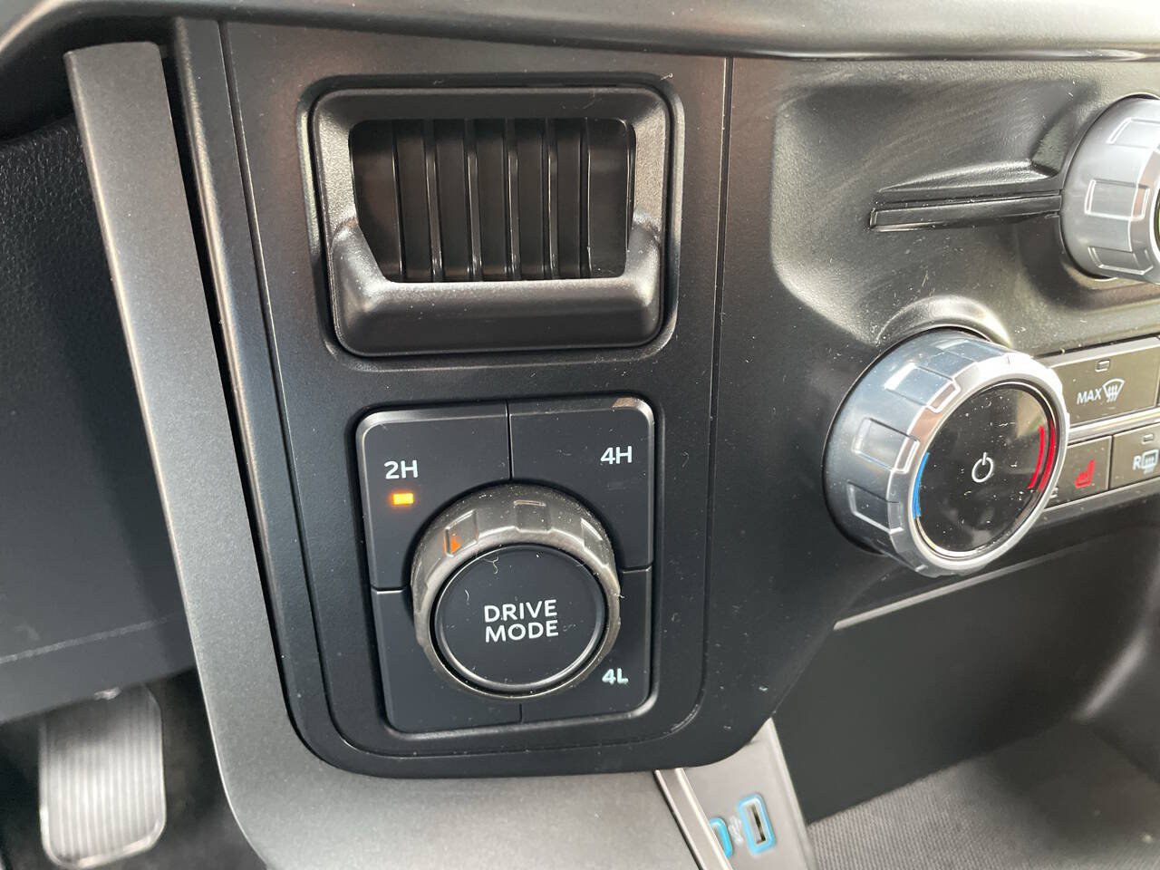 Used 2024 Ford F150 XLT w/ Equipment Group 302A MID AWD/4WD image 65