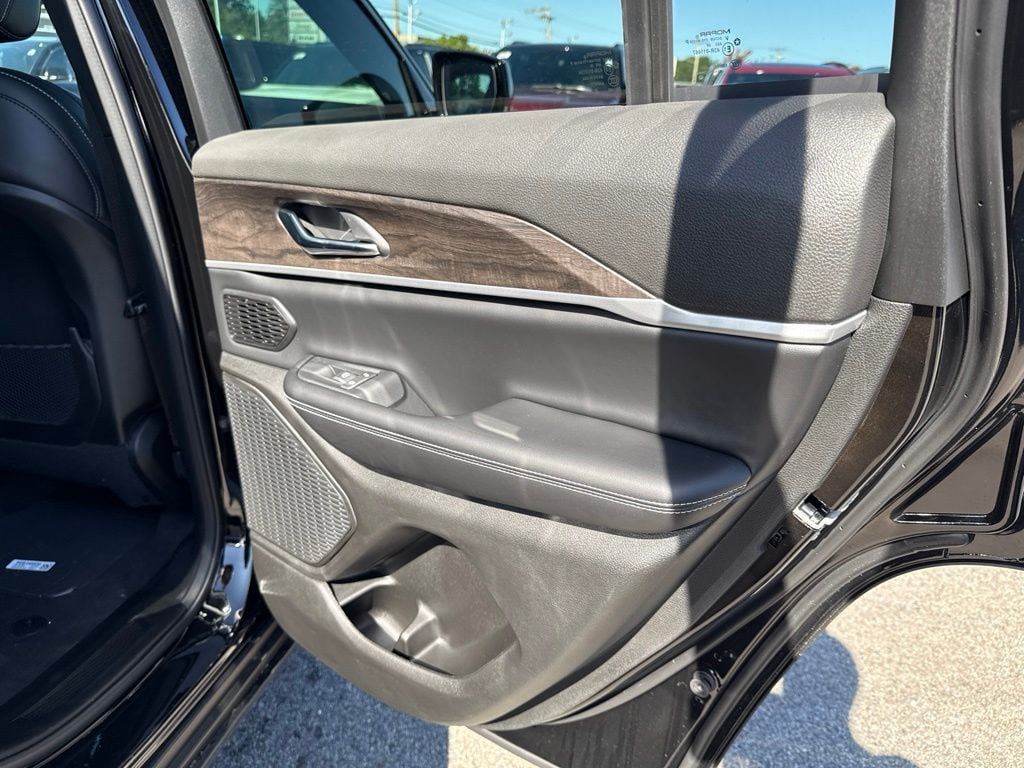 New 2027 Jeep Grand Cherokee Limited AWD/4WD image 26