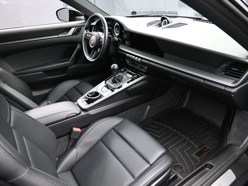 Certified 2021 Porsche 911 Carrera S image 28