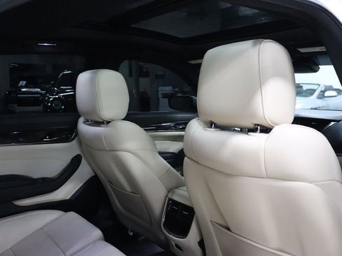 Used 2018 Cadillac CTS Luxury image 21