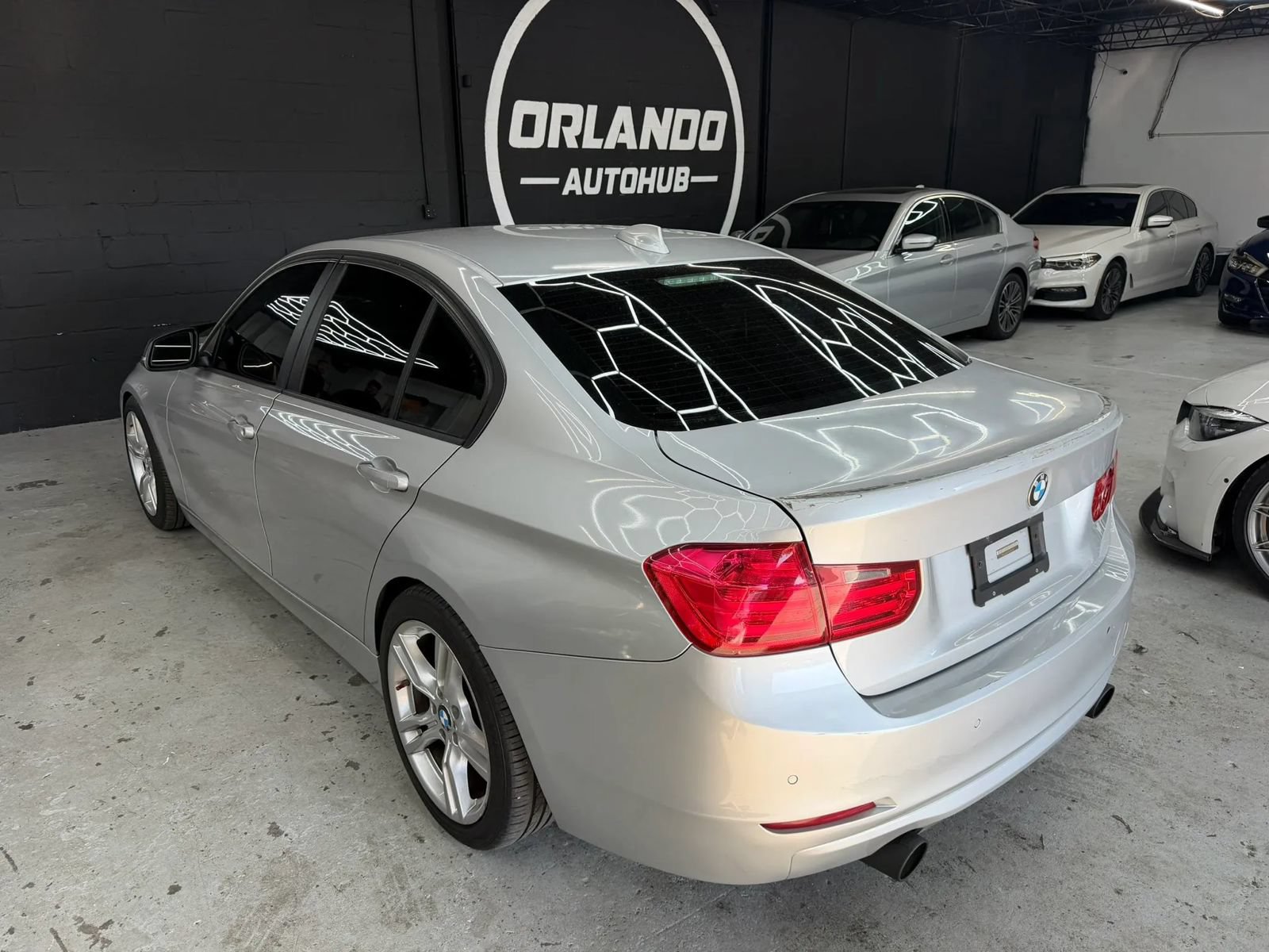 Used 2014 BMW 335i Sedan RWD image 3
