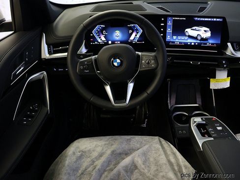 New 2026 BMW X1 xDrive28i w/ Technology Package AWD/4WD image 15