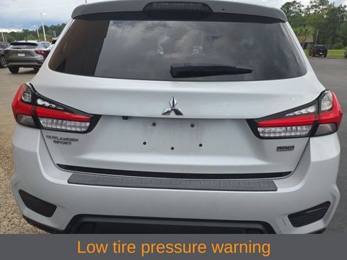 Used 2022 Mitsubishi Outlander Sport LE FWD image 5