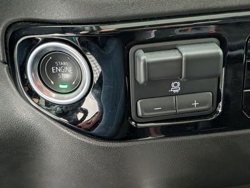 Certified 2025 Chevrolet Silverado 1500 LTZ w/ Z71 Off-Road Package image 26