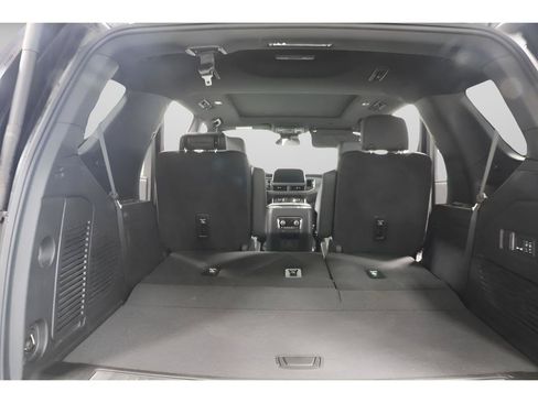 Used 2024 Chevrolet Tahoe RST w/ Luxury Package AWD/4WD image 29