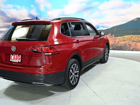 Used 2019 Volkswagen Tiguan SE w/ Panoramic Sunroof Package image 10