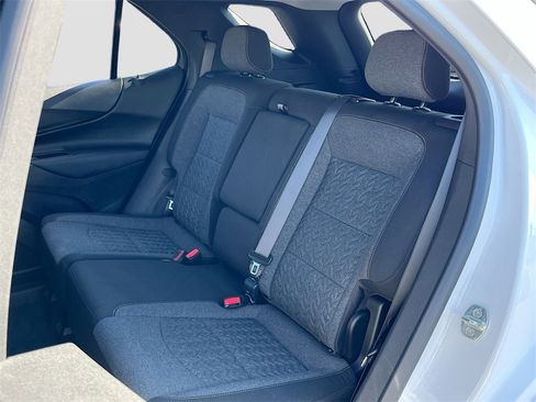 Used 2022 Chevrolet Equinox LT image 23