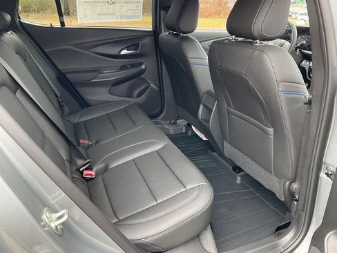 New 2026 Buick Envista Sport Touring w/ Convenience I Package FWD image 18